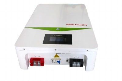 Baterai Lithium Penyimpanan Energi Komersial 100A Dengan Kotak Logam Putih