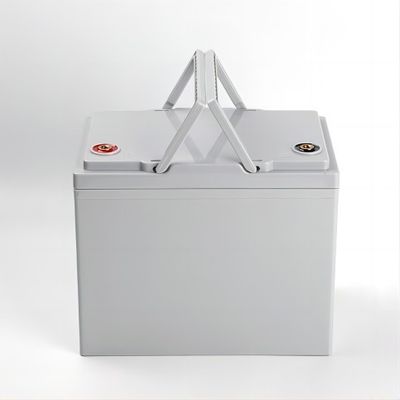 Deep Cycle High Discharge Voltage Rate 12.8V 300AH LifeP04 Baterai Lithium Dibangun di BMS Untuk Golf Cart / Mobil Wisata