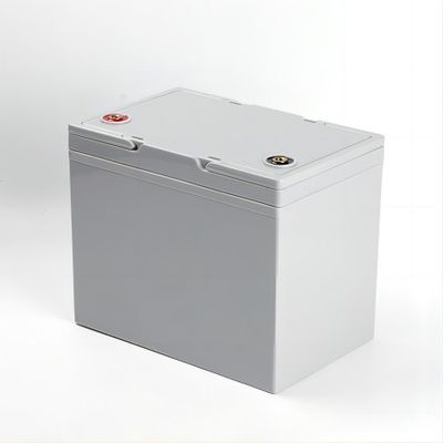 Deep Cycle High Discharge Voltage Rate 12.8V 300AH LifeP04 Baterai Lithium Dibangun di BMS Untuk Golf Cart / Mobil Wisata