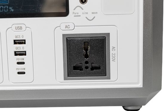 50HZ/60HZ AC Outlet Flash Ikan Solar Generator penyimpanan energi portabel dengan pengisian panel surya untuk peralatan kantor