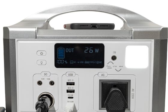 50HZ/60HZ AC Outlet Flash Ikan Solar Generator penyimpanan energi portabel dengan pengisian panel surya untuk peralatan kantor