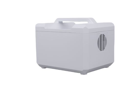 IP68 Pengisian Cepat Dalam 2 Jam Kasus Baterai Putih Portable Power Bank Untuk Perangkat Seluler