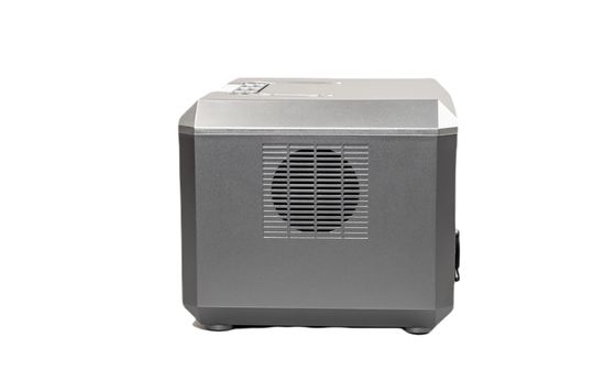 Free Transfer Switch AC Outlet 600W PV Charging Stasiun Daya Terbaik Dengan Lampu SOS Untuk Sumber Daya Darurat