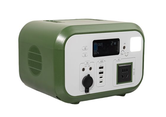 Densitas Energi Tinggi Green Flame Retardant DC 12v Portable Power Pack Dengan Bluetooth Untuk Drone