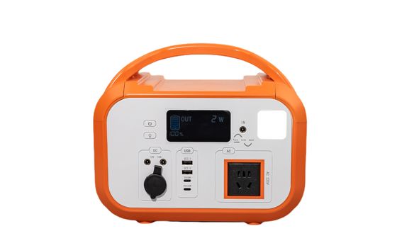 Lampu kilat LED Recharge Lifepo4 Silinder Dengan 3 Soket AC Baterai Power Bank Untuk Smartphone