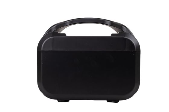 600W Matt Hitam Plastik Kandang Efisiensi Tinggi MPPT Dukungan Solar Mobile Power Bank Dengan Bluetooth