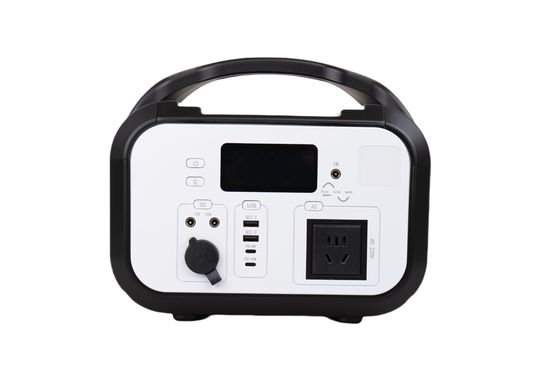 600W Matt Hitam Plastik Kandang Efisiensi Tinggi MPPT Dukungan Solar Mobile Power Bank Dengan Bluetooth
