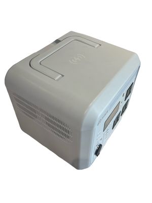 Tidak ada Efek Memori 1500W Daya Keluar Semua Dalam Satu Sistem Surya Stasiun Listrik AC Portable Dengan Lampu LED Untuk RV Camping