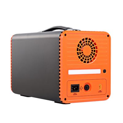 220V / 110V Fast Charging Dalam Waktu 2,5 Jam MPPR Dukungan Portable Power Station Dengan APP / Bluetooth Untuk Blackout Luar Ruangan