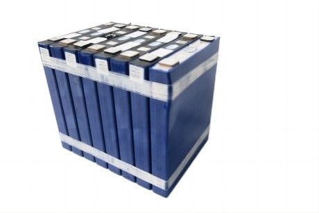 Tahan Air Tanpa Efek Memori Daya Tinggi 3.2V 202AH Baterai Lithium Iron Phosphate Dibangun di BMS Untuk Peralatan Pengukuran
