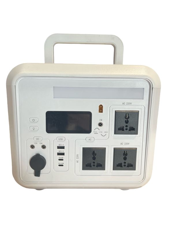 Tidak ada Efek Memori 1500W Daya Keluar Semua Dalam Satu Sistem Surya Stasiun Listrik AC Portable Dengan Lampu LED Untuk RV Camping